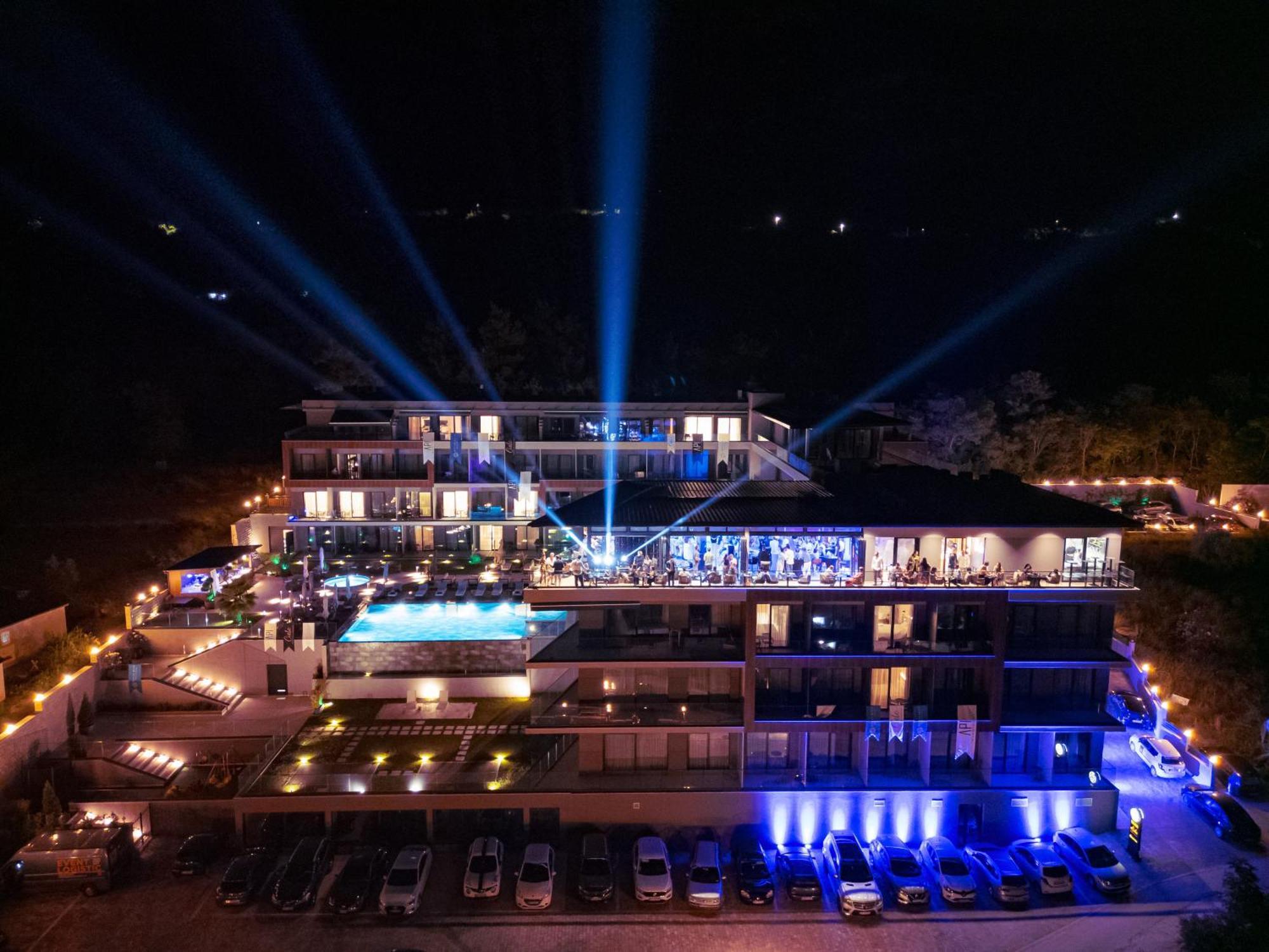 Royal Blue Resort & Residences Kavač Exterior foto