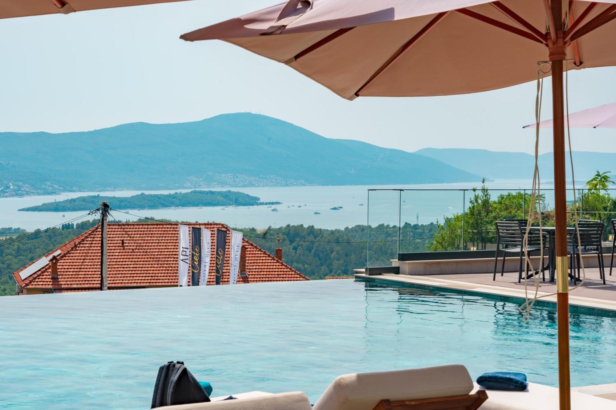 Royal Blue Resort & Residences Kavač Exterior foto